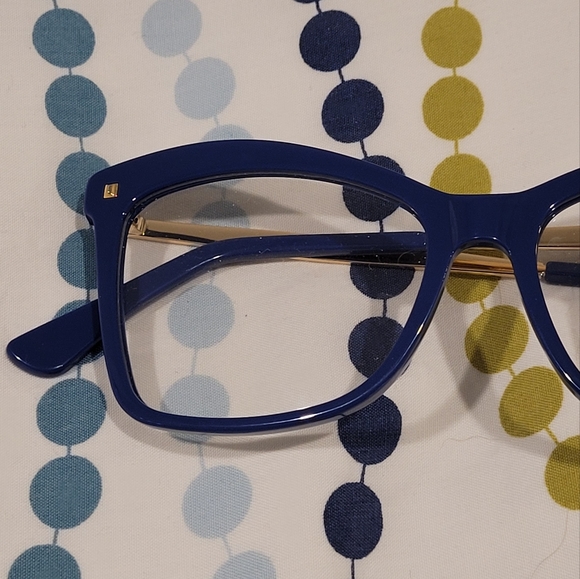 NWOT Glasses - no prescription - Picture 4 of 5